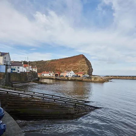 Nyaraló Toffee Crackle Staithes