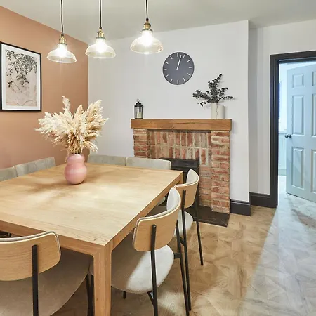 Toffee Crackle Nyaraló *