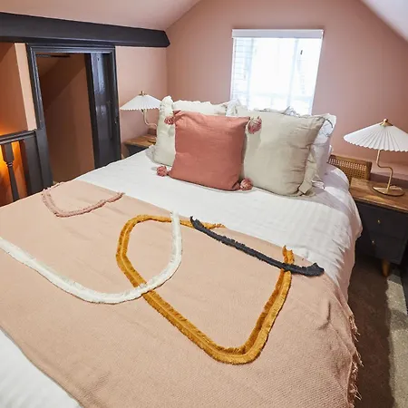 別荘 Toffee Crackle